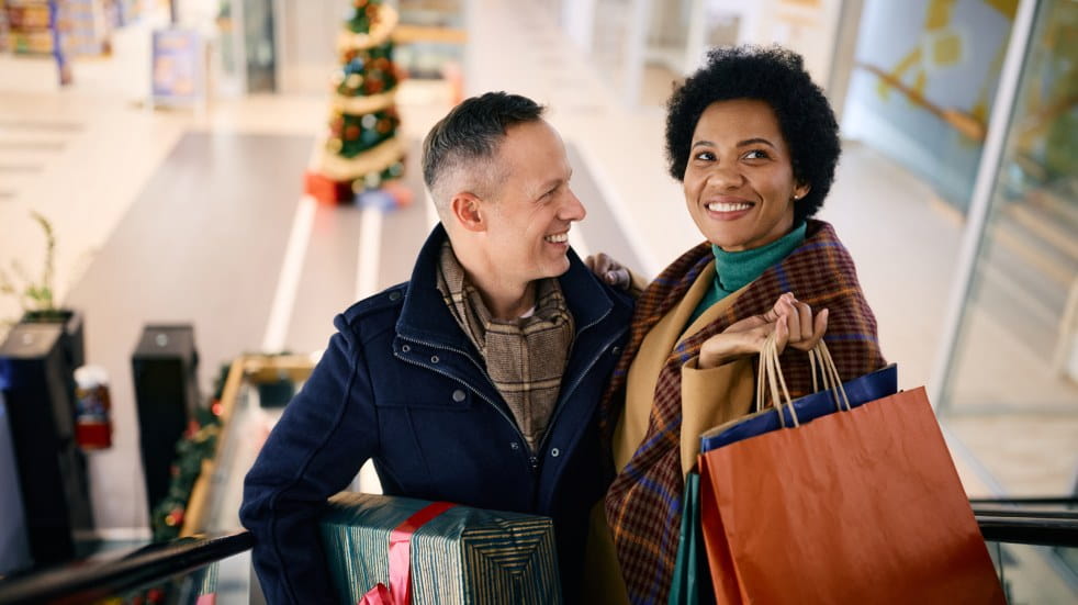 Couple Christmas shopping